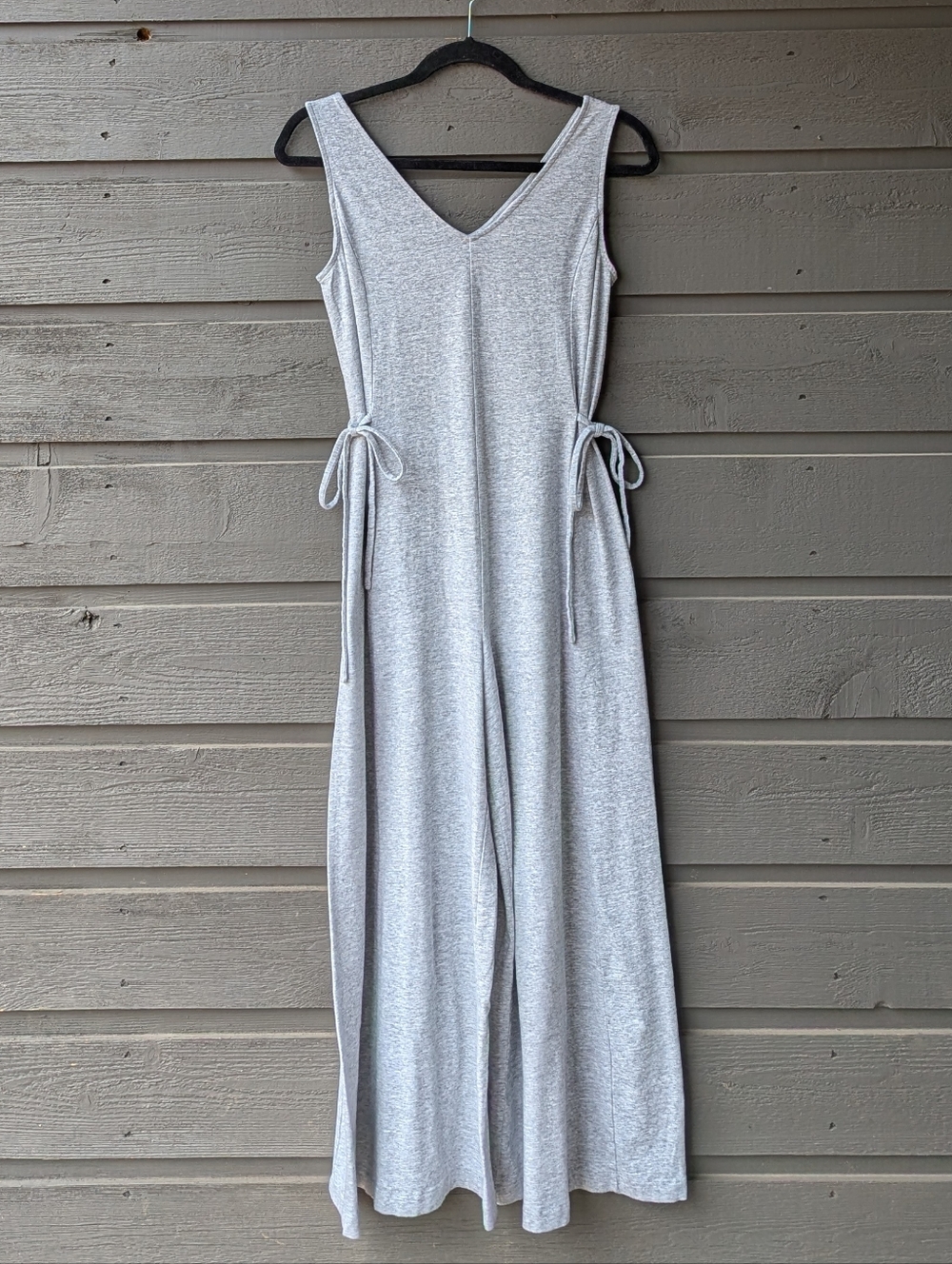 AnyBody Heather Gray Sleeveless V-Neck Jumpsuit Size XXS Stretchy Cotton Modal